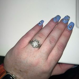 Custom wedding band set